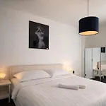 Luxury With Jacuzzi Center Lejlighed Wiesbaden